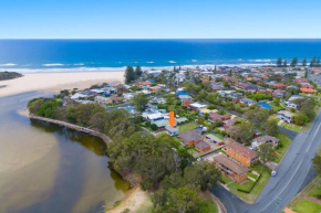 Aqua Cottage, Lake Cathie